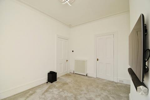 38 Cedar Place, Aberdeen, AB25 3SZ