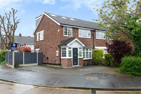 4 bedroom semi-detached house for sale, Berkeley Drive, Hornchurch, RM11