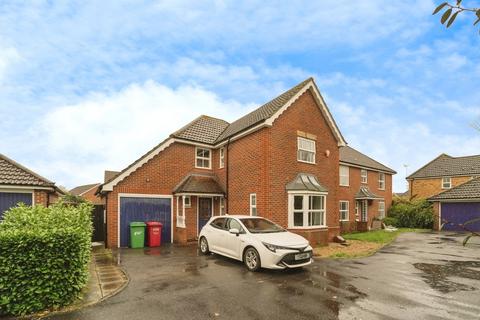 4 bedroom detached house for sale, Moor Furlong, Slough SL1