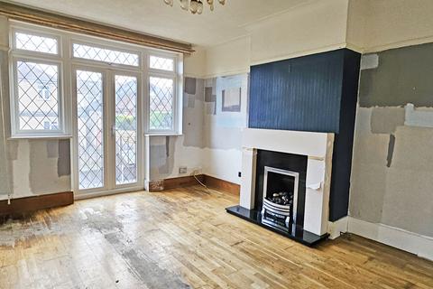 2 Veronique Gardens, Ilford, IG6 1AR