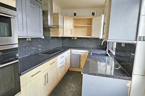 2 Veronique Gardens, Ilford, IG6 1AR