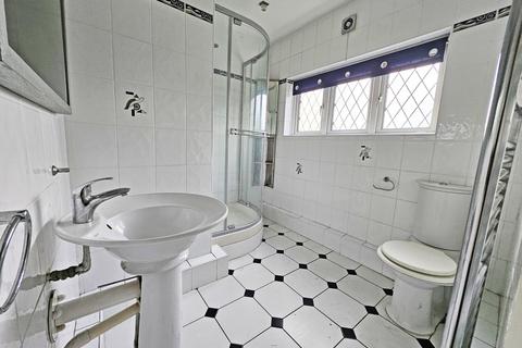 2 Veronique Gardens, Ilford, IG6 1AR