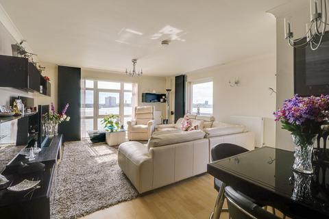 2 bedroom apartment for sale, Arethusa House, Gunwharf Quays