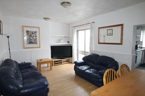 4 bedroom terraced house to rent, West Hill Road, Plymouth PL4