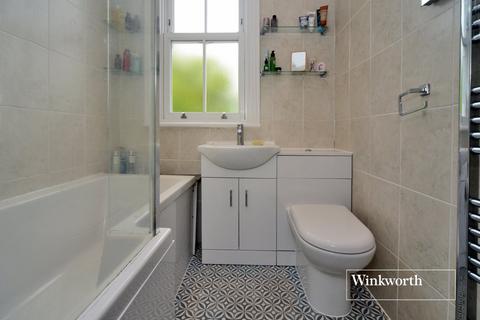 27 Strathearn Road, Sutton, SM1 2RS