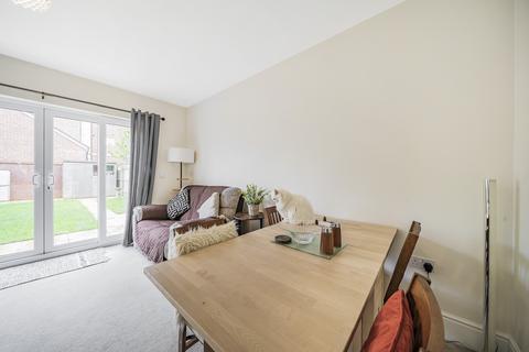 58 Furs Close, Monkton Heathfield, Taunton, TA2 8GH