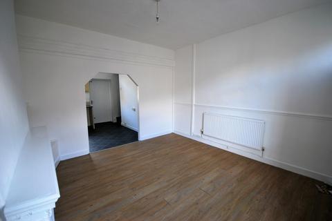 2 bedroom terraced house to rent, Burnley, BB11