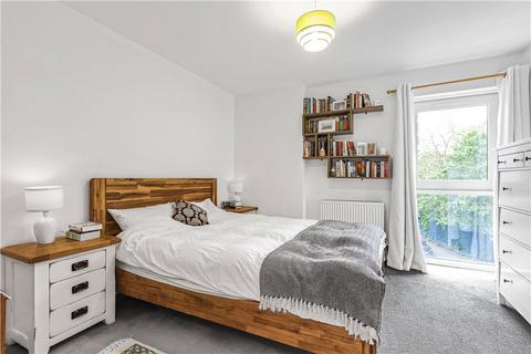 2 bedroom apartment for sale, Flat 106, Tequila Wharf, 681 Commercial Road, London, E14