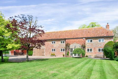 5 bedroom character property for sale, Waltham On The Wolds LE14
