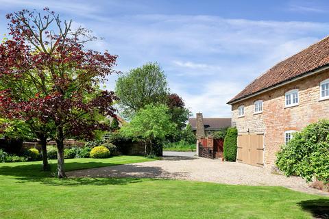 5 bedroom character property for sale, Waltham On The Wolds LE14