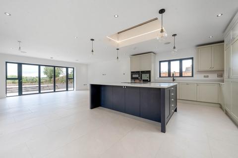 5 bedroom detached house for sale, Leicesterhire LE12