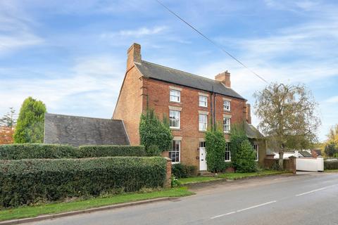 6 bedroom detached house for sale, Coalville LE67