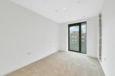 2 bedroom apartment for sale, Kelson House, Royal Wharf, London, E16