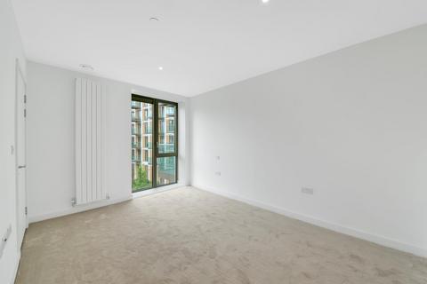 2 bedroom apartment for sale, Kelson House, Royal Wharf, London, E16