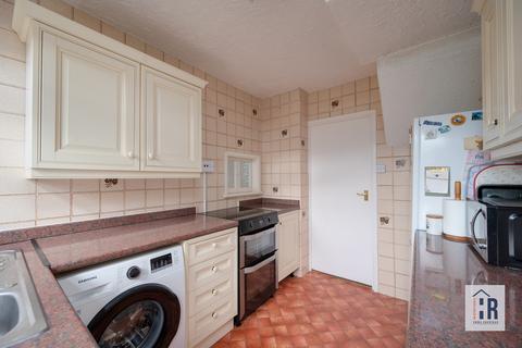 3 bedroom end of terrace house for sale, Sunnybank Avenue, Coventry, CV3