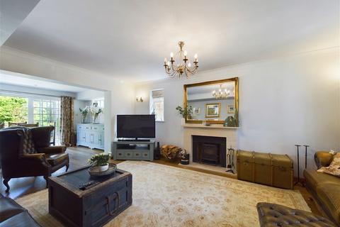 5 bedroom detached house for sale, Furze Road, Worthing BN13