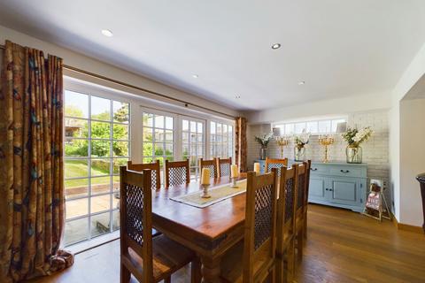8 Furze Road, Worthing, BN13 3BP