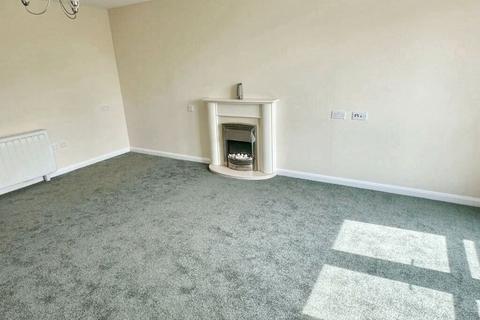 1 bedroom flat for sale, Castle Howard Road, Malton, Yorkshire, YO17 7AD
