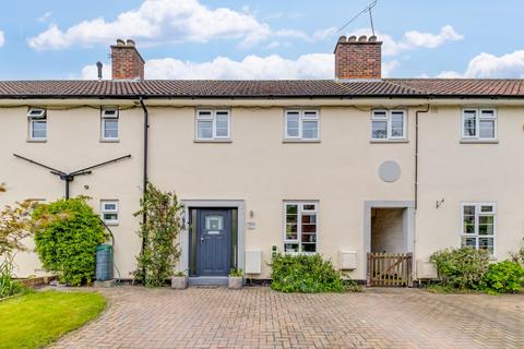 4 bedroom terraced house for sale, Ravenfield Road, Welwyn Garden City, Hertfordshire, AL7