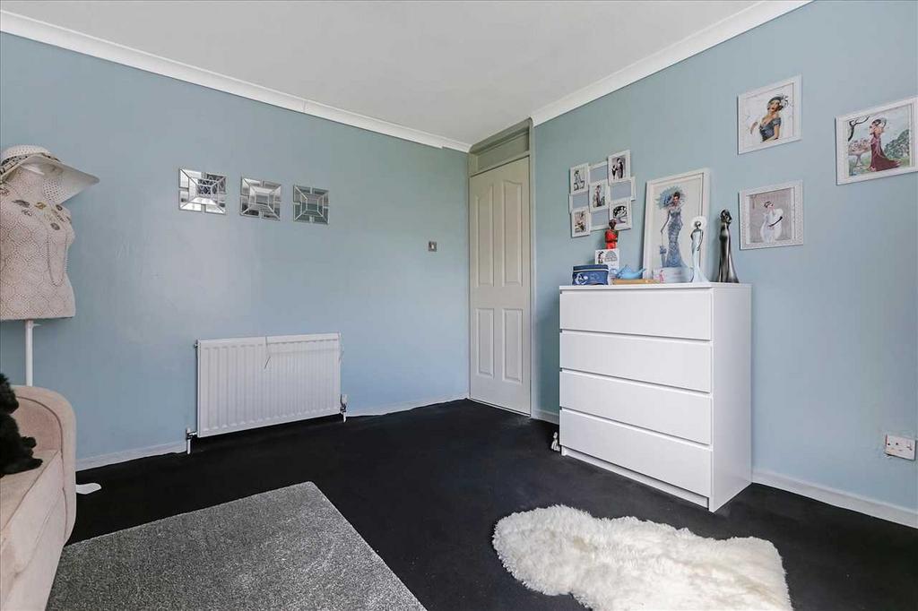 Bedroom Two (2)