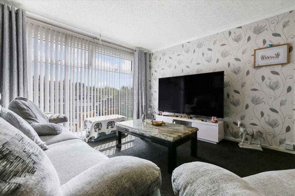 Lounge Dining (2)