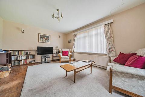 30 Heathfield Road, Keston, BR2 6BQ