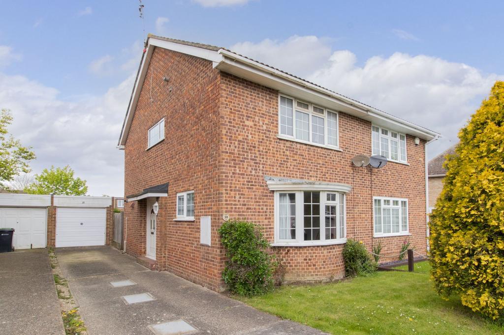 Sunningdale Walk, Herne Bay, CT6 3 bed semidetached house for sale £
