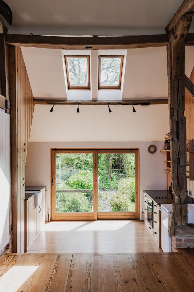 209297 - Moat House-76.jpg
