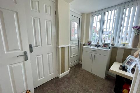 2 bedroom bungalow for sale, Scarborough Crescent, Bridlington, East  Yorkshire, YO16