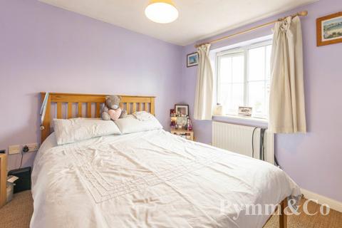 3 bedroom semi-detached house for sale, Cornet Close, Norwich NR7