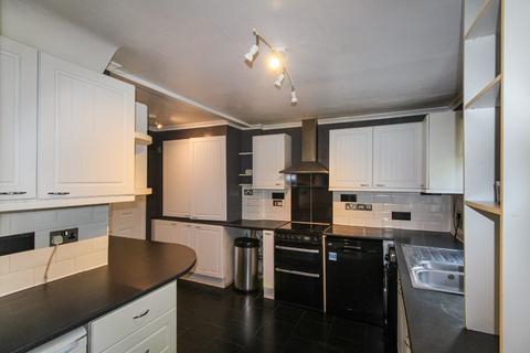 3 bedroom semi-detached house to rent, Benstede, Stevenage, SG2