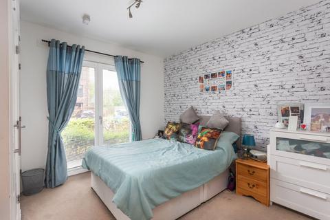 2 bedroom flat for sale, 10 Mottram Road, Silverknowes, Edinburgh