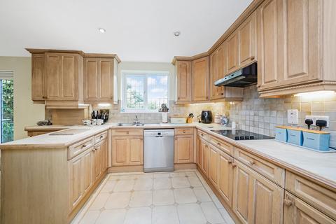30 Crows Road, Epping, CM16 5DE