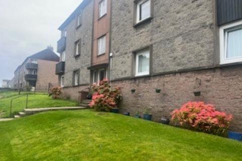 2 bedroom flat to rent, Cairngorm Drive, Kincorth, Aberdeen, AB12