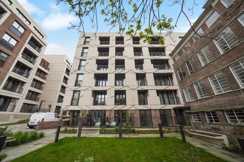 2 bedroom apartment to rent, Ayres House, Crouch End, N8