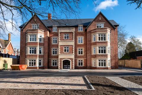 2 bedroom flat for sale, Rodborough House, 145 Warwick Road, Coventry, CV3