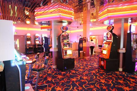 Leisure facility to rent, Bingo Hall, 69 Castle Gate, Newark, NG24 1BE