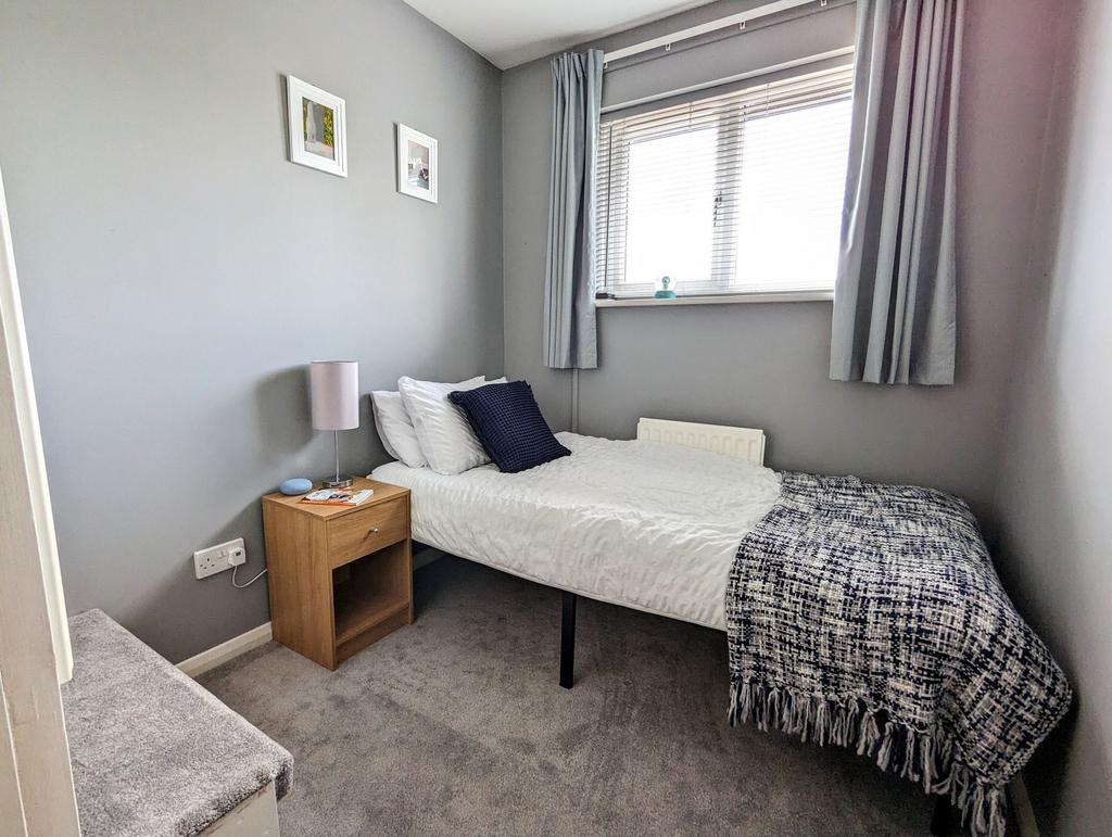 Bedroom 3/Office
