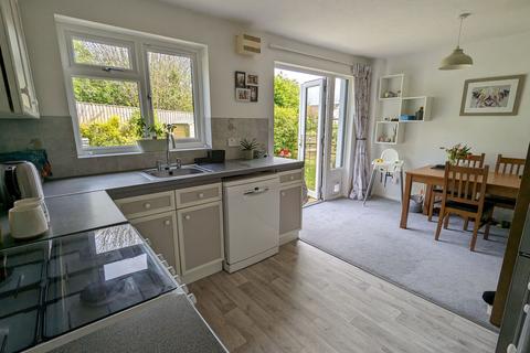 28 Bramble Walk, Roundswell, Barnstaple, EX31 3RF