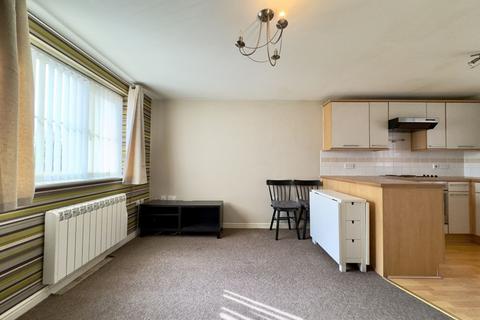 2 bedroom ground floor flat for sale, Cookson Road, Leicester, LE4