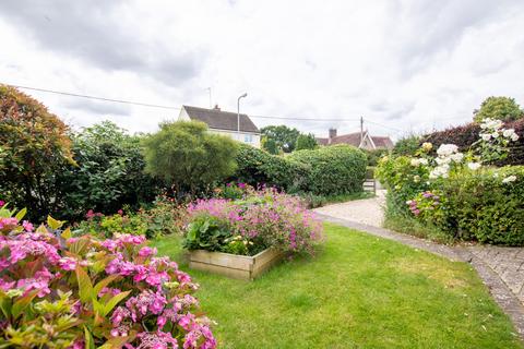 4 bedroom detached house for sale, Cockley Road, Farthinghoe, NN13