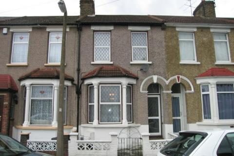 2 bedroom house to rent, Kimberley Road, London