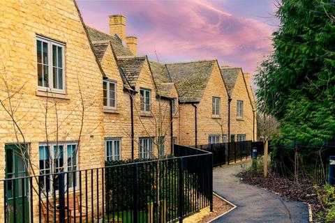 2 bedroom apartment for sale, Hawkesbury Place, Stow on the Wold, Gloucestershire, GL54