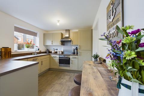 86 Ashworth Road, Lytham St Annes, FY8 2FW
