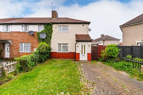 4 bedroom end of terrace house for sale, Chester Road, Slough, SL1