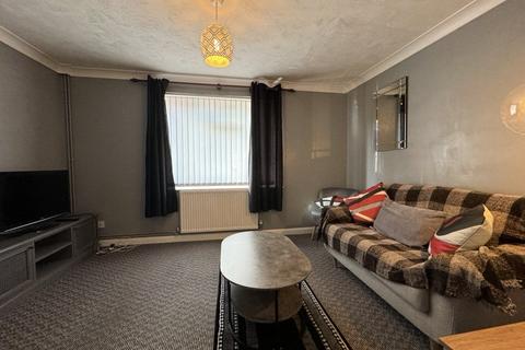 1 bedroom end of terrace house to rent, Langley Drive, Crawley, West Sussex, RH11