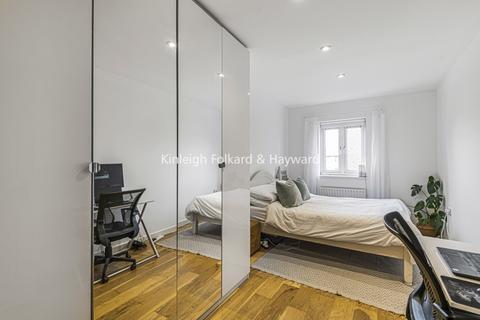 2 bedroom apartment to rent, Nursery Lane London E2