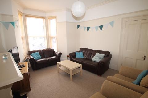 4 bedroom terraced house to rent, Southern Terrace, Plymouth PL4