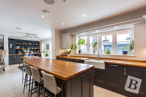 1 Pomarium Close, Gravesend, DA11 7FA