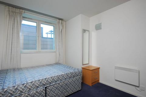 2 bedroom flat to rent, The Perspective, Westminster Bridge Road, Waterloo, London, SE1